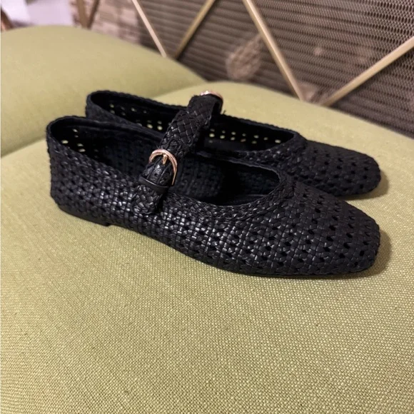 NEW H&M Leather Mary Jane Flats (8) - Picture 3 of 6